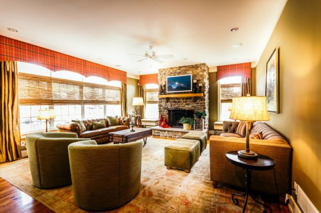 AppleValley Family Room Full View