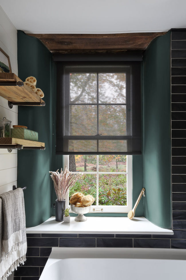 Schoolhouse Project Detail Window Tub